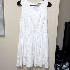 White Lacey Dress with an Delicate Lacey Border